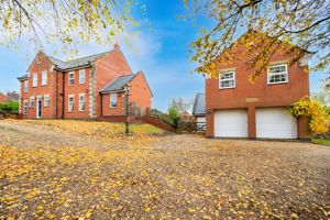 Photo 35- click for photo gallery